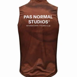 Gilet Pas Normal Studios Mechanism Stow Away - Marrone chiaro