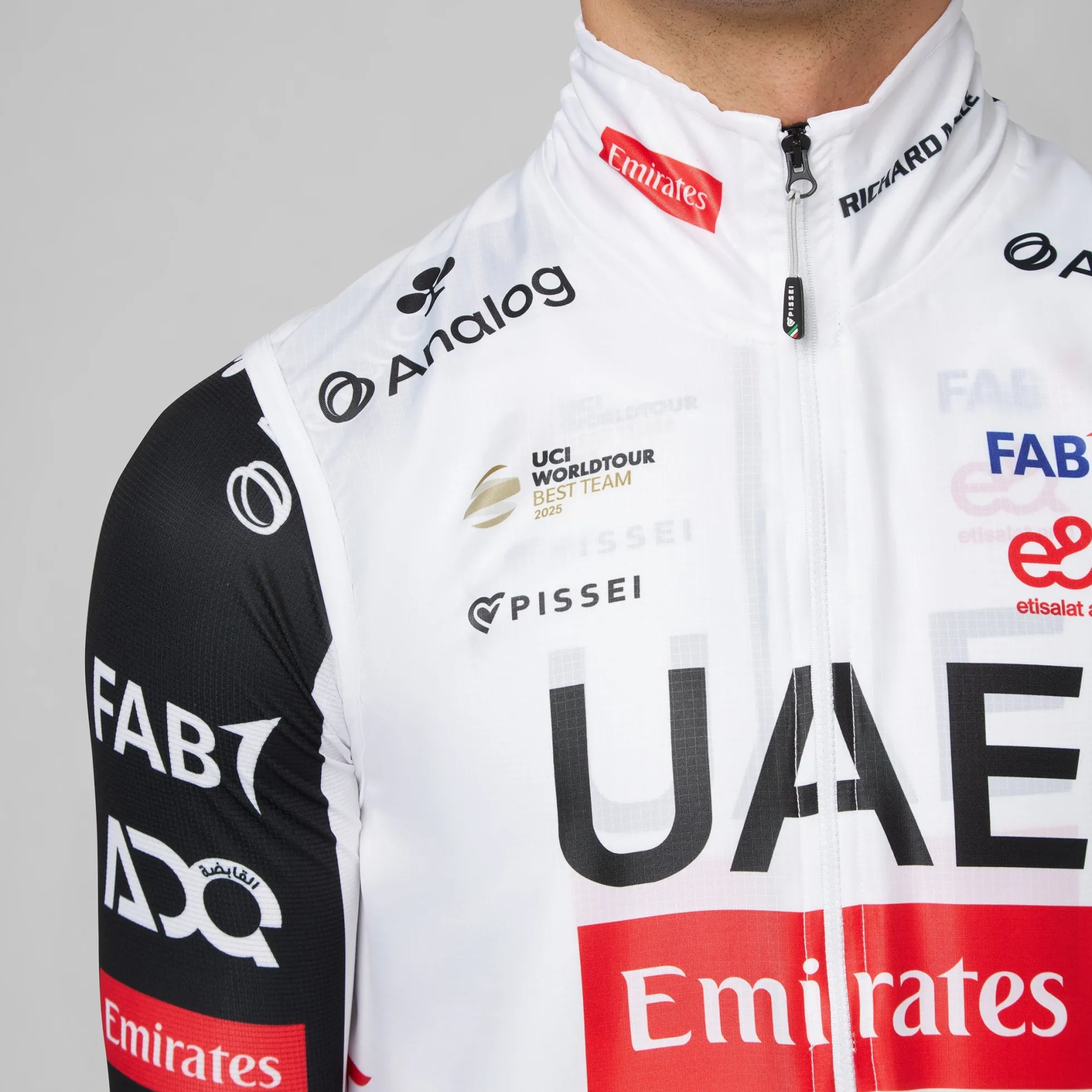 Gilet Pissei UAE Team Emirates - XRG 2026